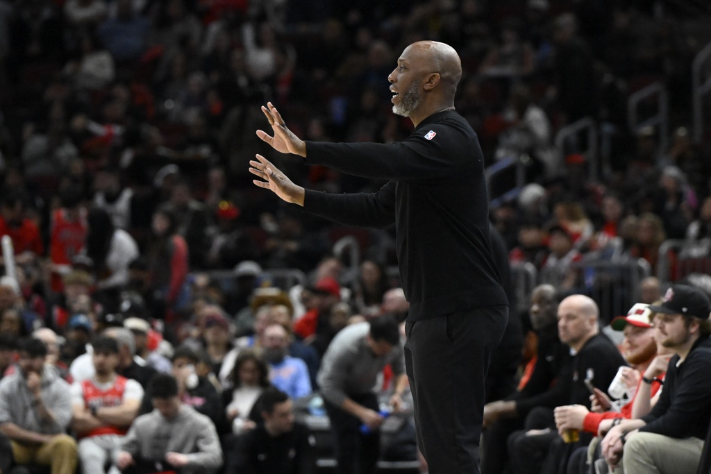 比卢普斯：我们其实有很多机会 需要提升转换进攻能力